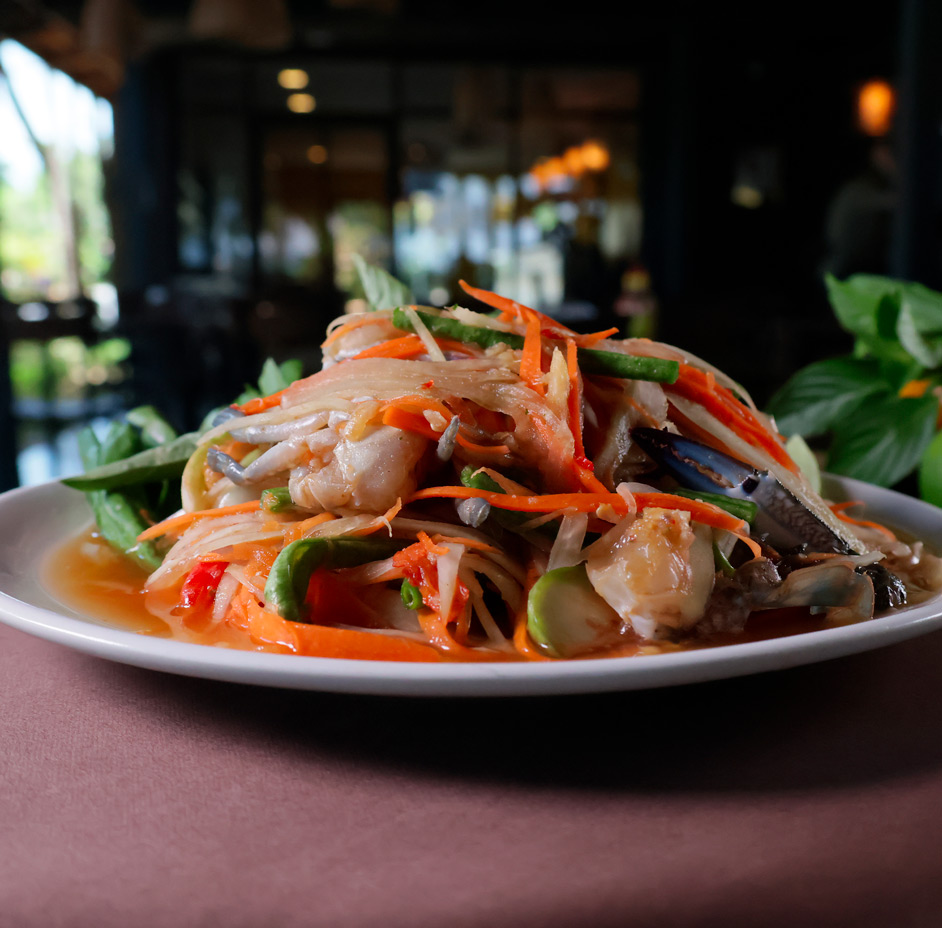 Papaya salad blue crab
