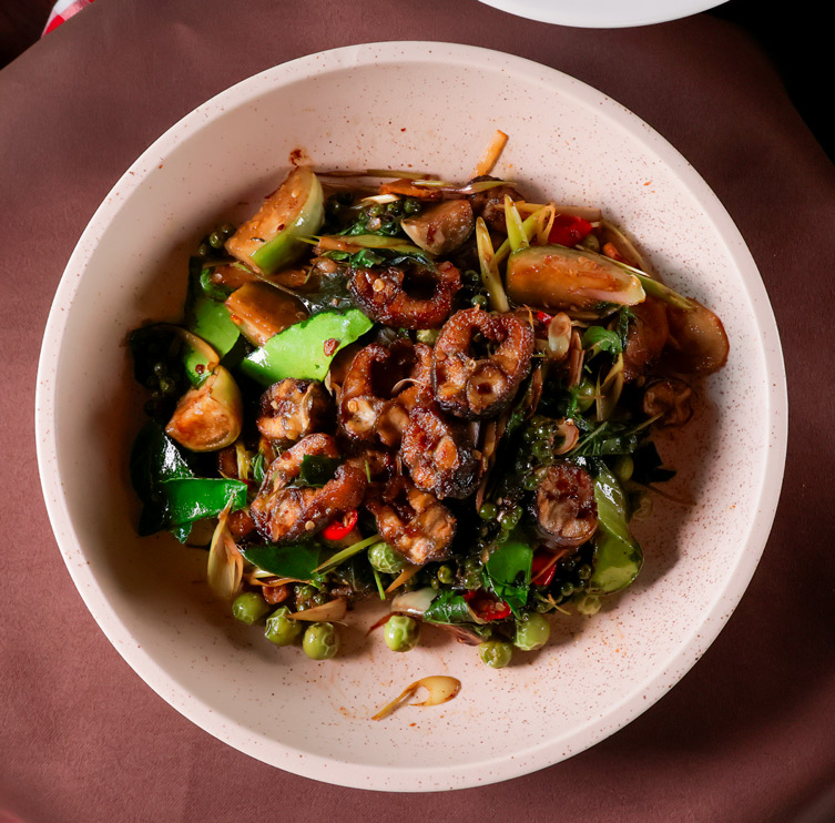 Stir-Fried Eel spicy herbs
