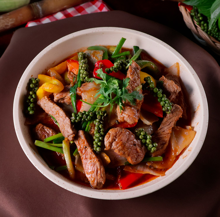 Wok Beef bell-peppers & green pepper